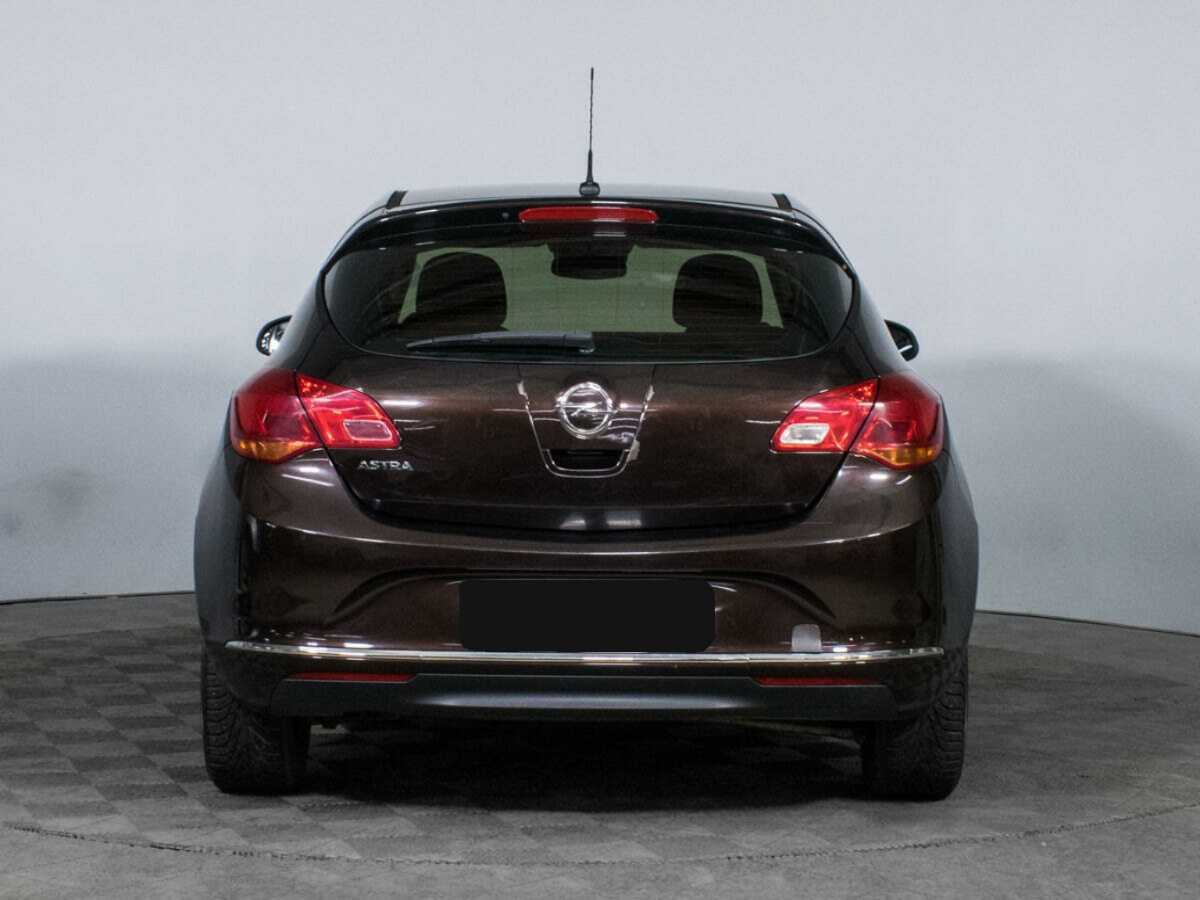 Opel Astra 2014 года с пробегом. Фото: #5