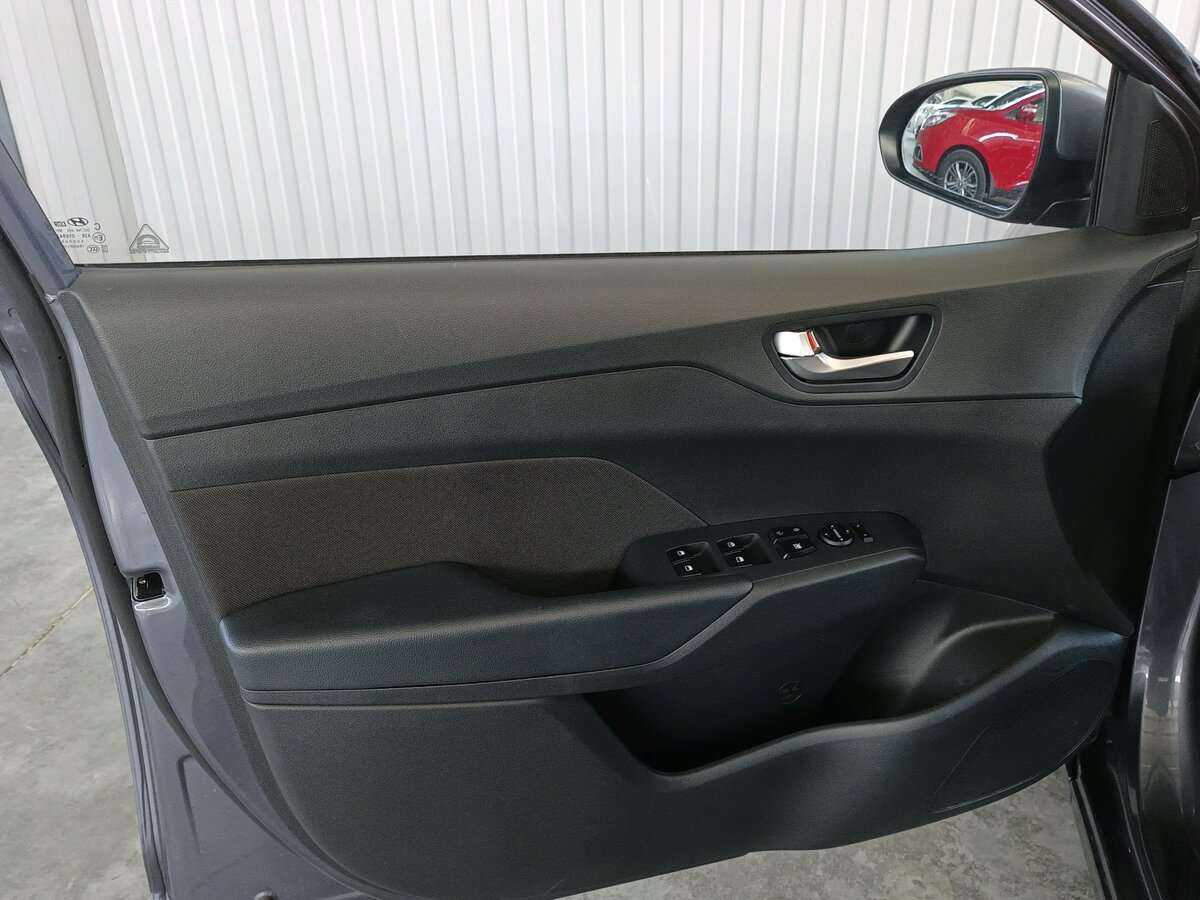 Hyundai Solaris 2022 года с пробегом. Фото: #8