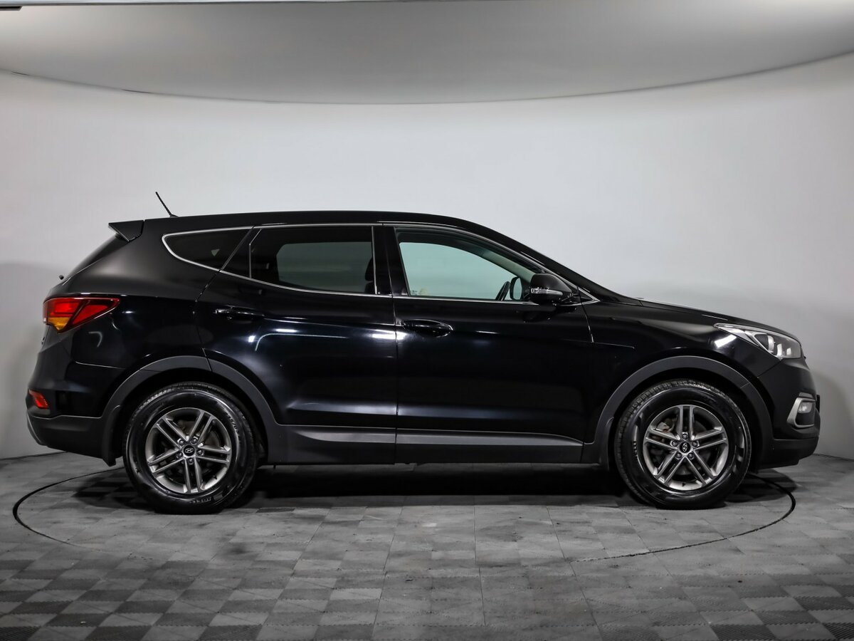 Hyundai Santa Fe 2016 года с пробегом. Фото: #3