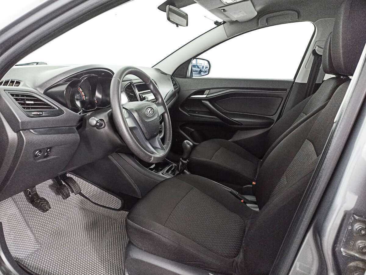 Lada (ВАЗ) Vesta 2018 года с пробегом. Фото: #13