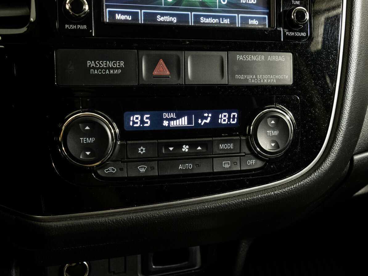 Mitsubishi Outlander 2017 года с пробегом. Фото: #14