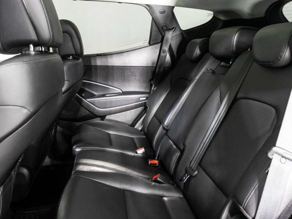 Hyundai Santa Fe 2013 года с пробегом. Фото: #9