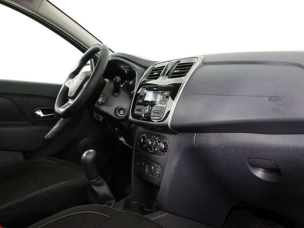 Renault Logan 2018 года с пробегом. Фото: #6