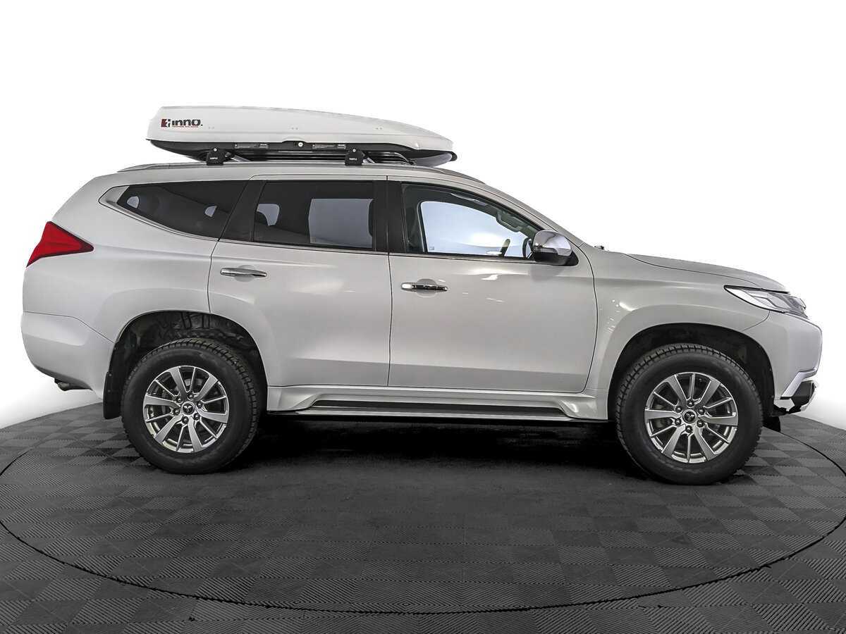 Mitsubishi Pajero Sport 2018 года с пробегом. Фото: #3