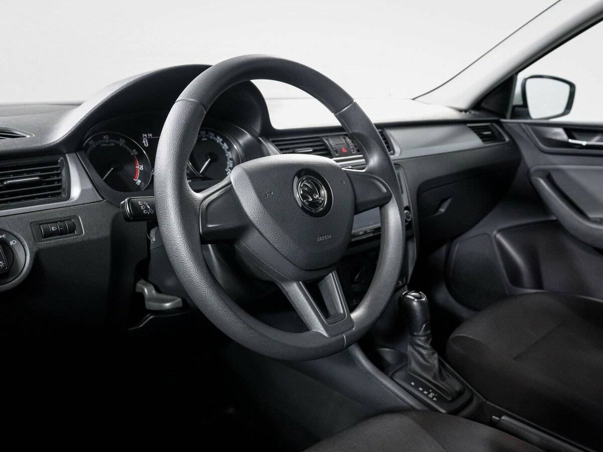 Skoda Rapid 2019 года с пробегом. Фото: #13
