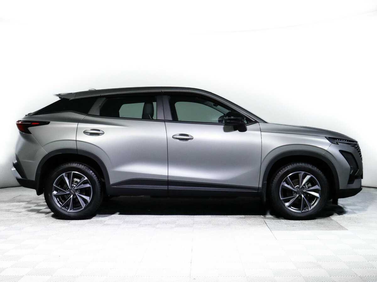 OMODA C5 2024 года с пробегом. Фото: #3