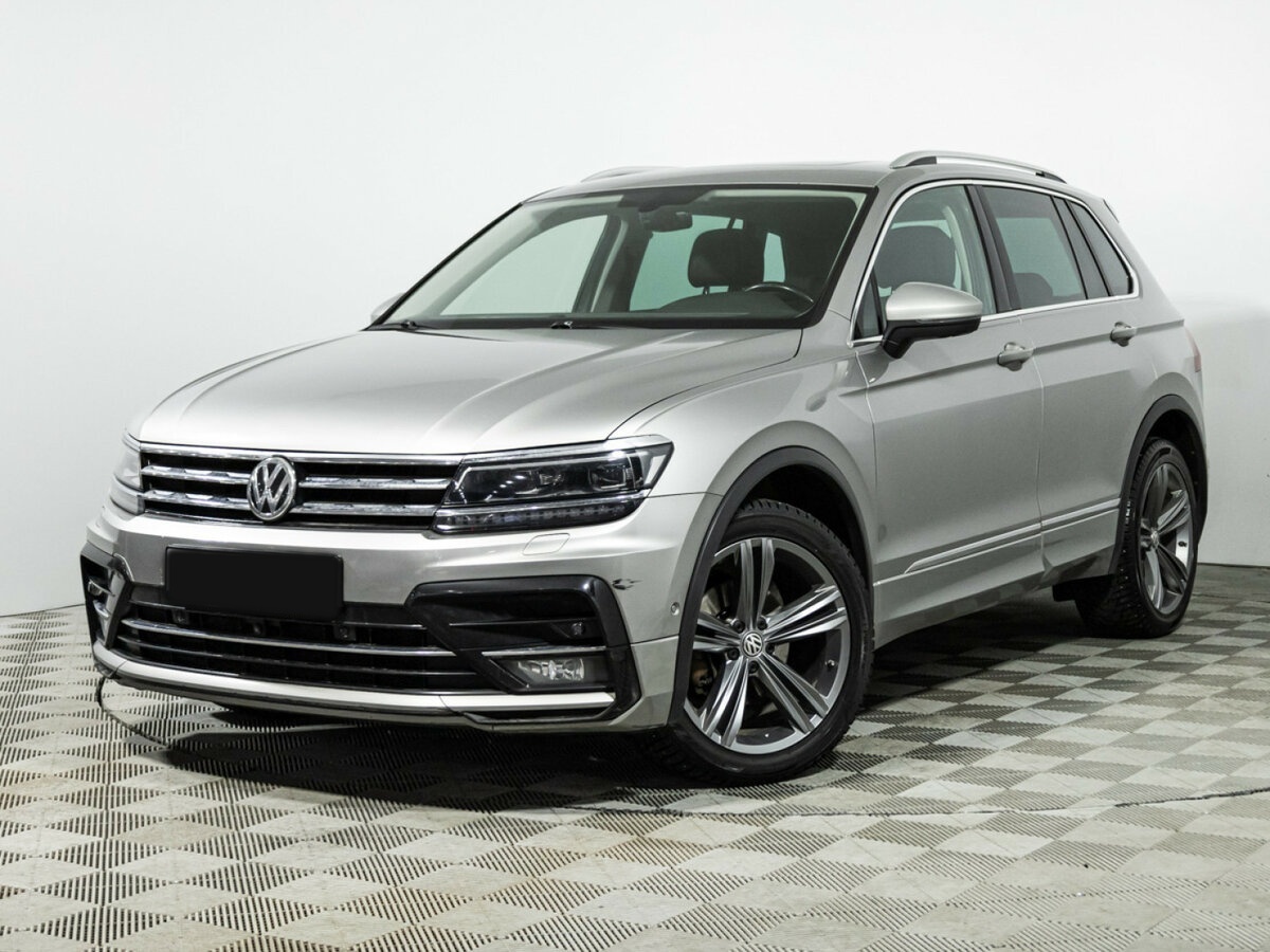 Volkswagen Tiguan 2018 года с пробегом. Посмотреть фото