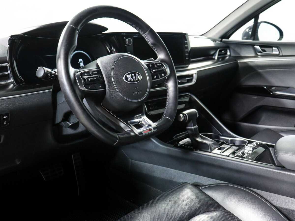 Kia K5 2021 года с пробегом. Фото: #13