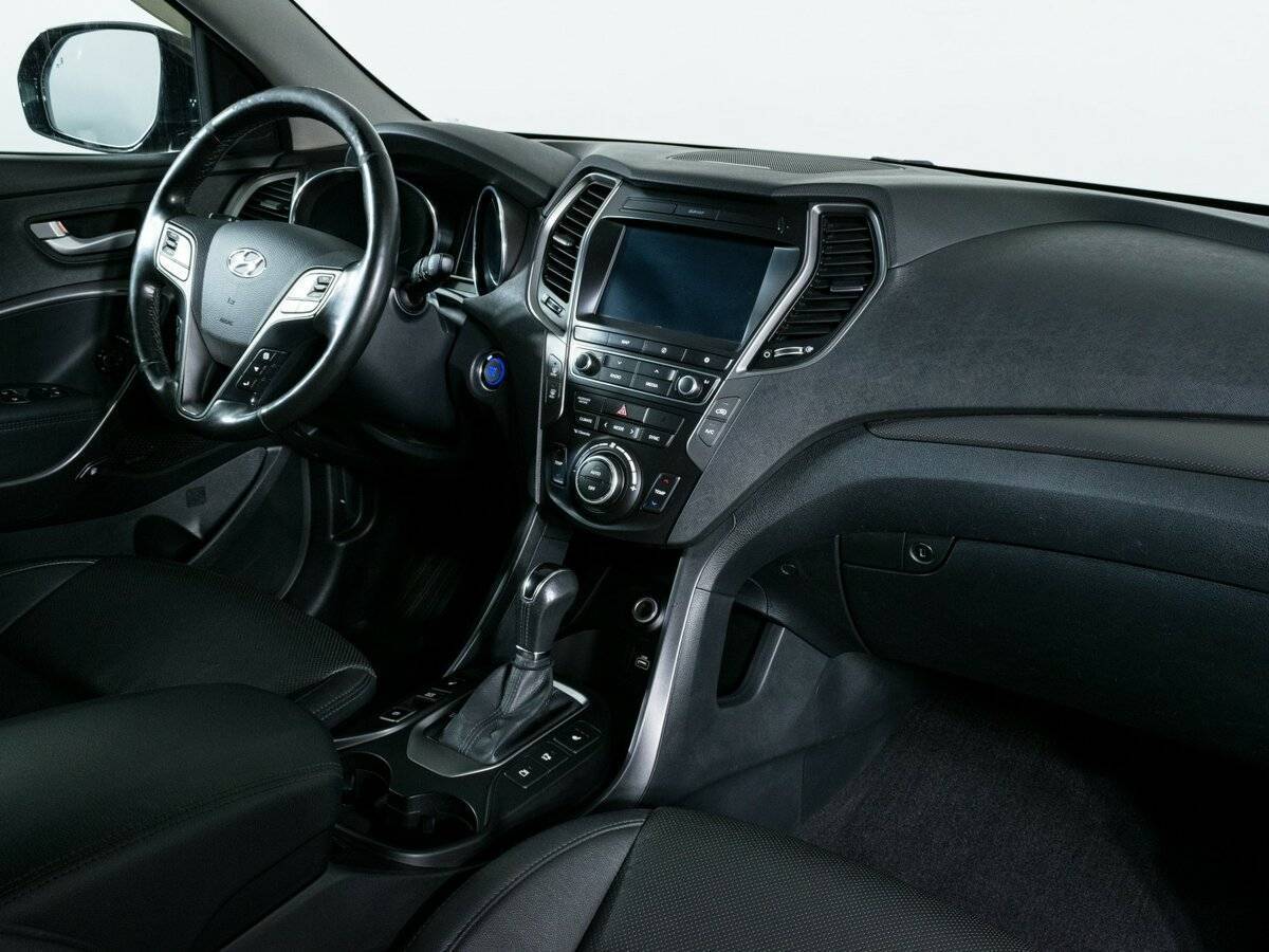 Hyundai Santa Fe 2017 года с пробегом. Фото: #10