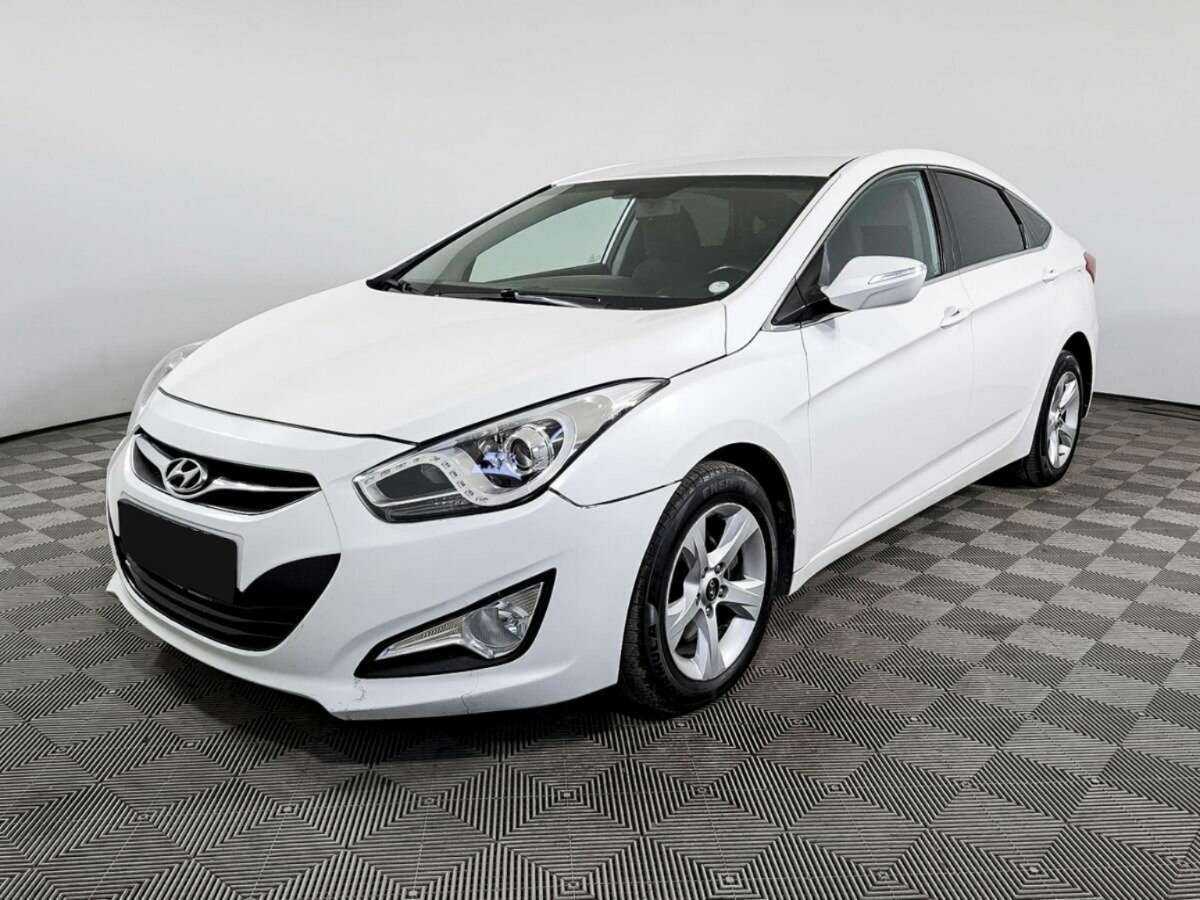 Hyundai i40 2014 года с пробегом. Посмотреть фото
