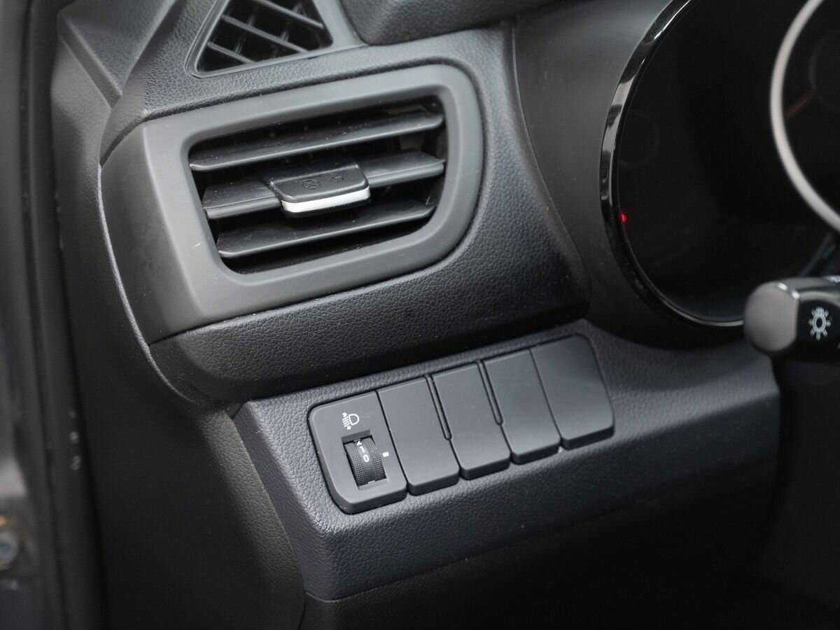 Kia Rio 2013 года с пробегом. Фото: #13