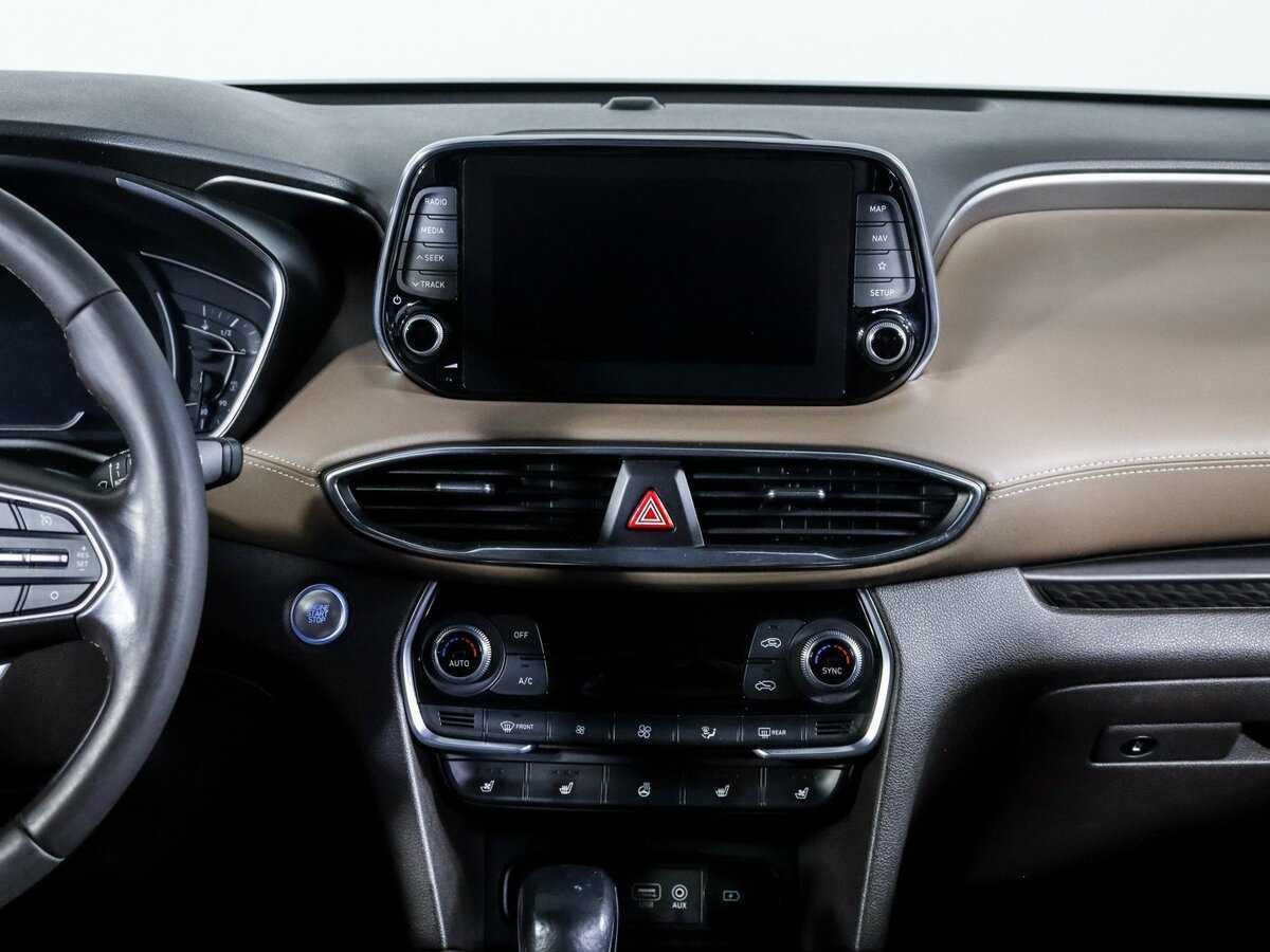Hyundai Santa Fe 2019 года с пробегом. Фото: #9