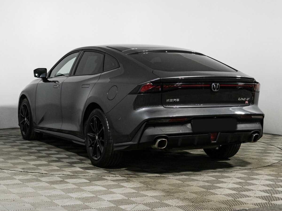 Changan UNI-V 2023 года с пробегом. Фото: #6