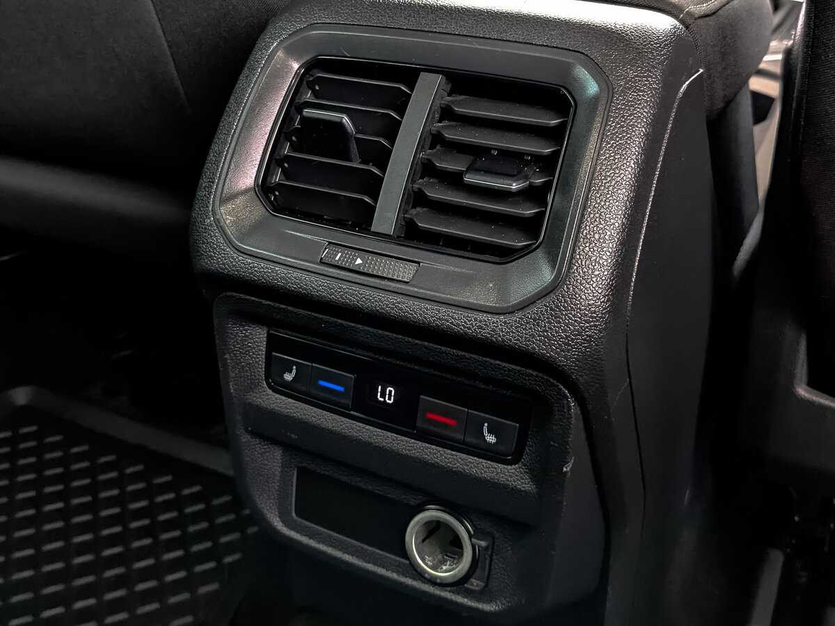 Volkswagen Tiguan 2018 года с пробегом. Фото: #22