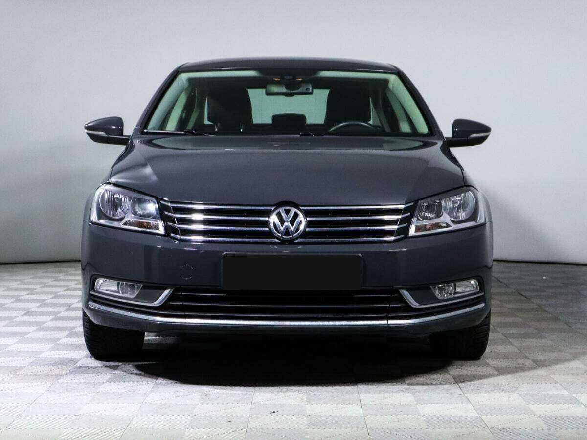 Volkswagen Passat 2014 года с пробегом. Фото: #1