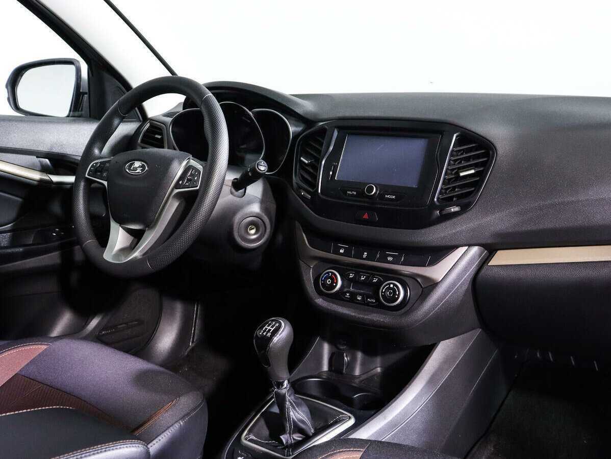 Lada (ВАЗ) Vesta 2019 года с пробегом. Фото: #8