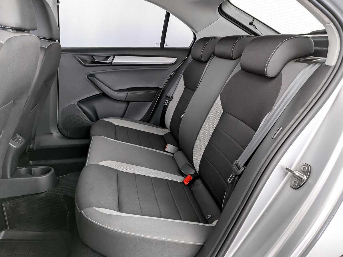 Skoda Rapid 2018 года с пробегом. Фото: #9