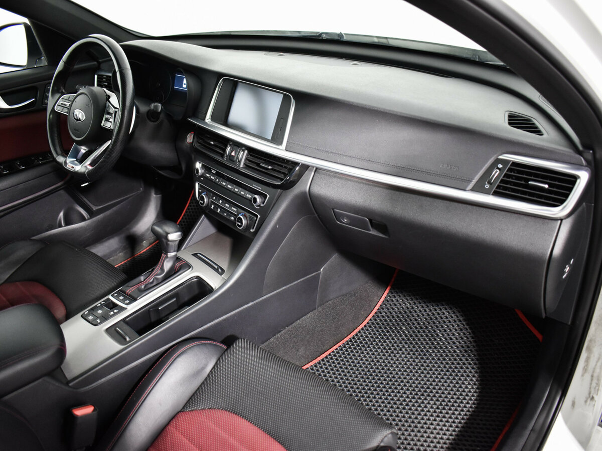 Kia Optima 2019 года с пробегом. Фото: #11