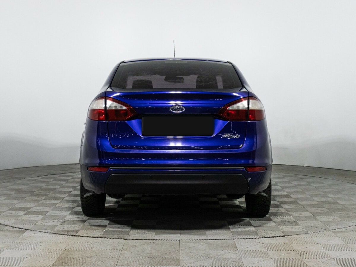 Ford Fiesta 2015 года с пробегом. Фото: #5