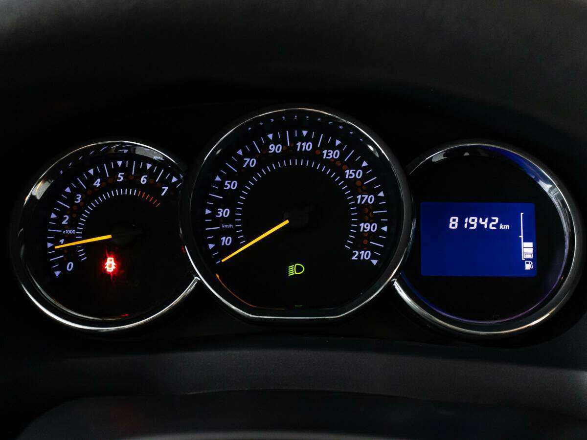 Renault Sandero 2015 года с пробегом. Фото: #11