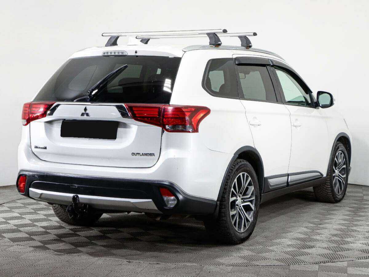 Mitsubishi Outlander 2018 года с пробегом. Фото: #4