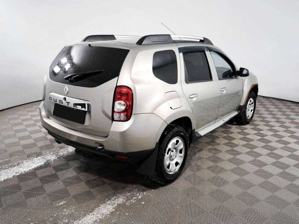 Renault Duster 2012 года с пробегом. Фото: #4