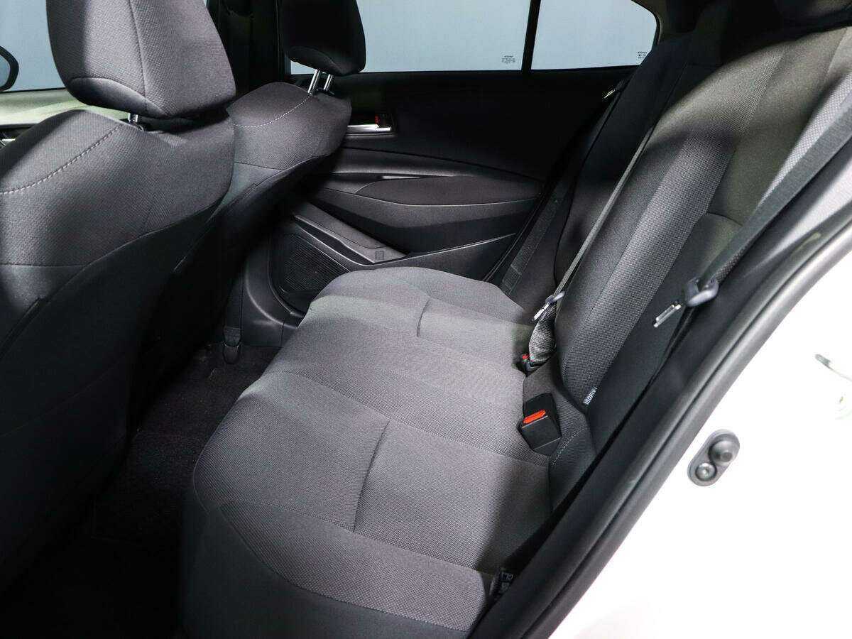 Toyota Corolla 2022 года с пробегом. Фото: #7