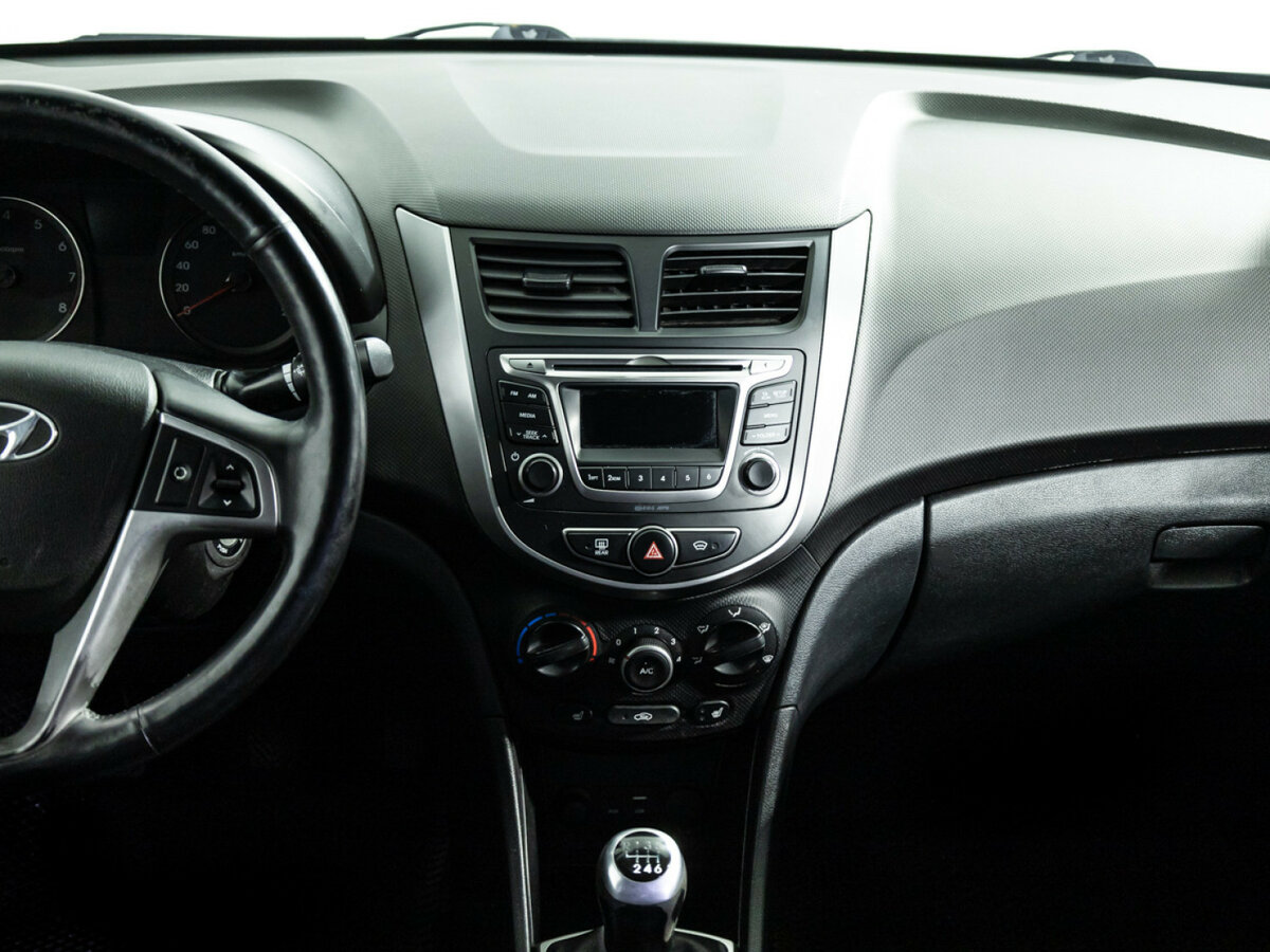 Hyundai Solaris 2015 года с пробегом. Фото: #12