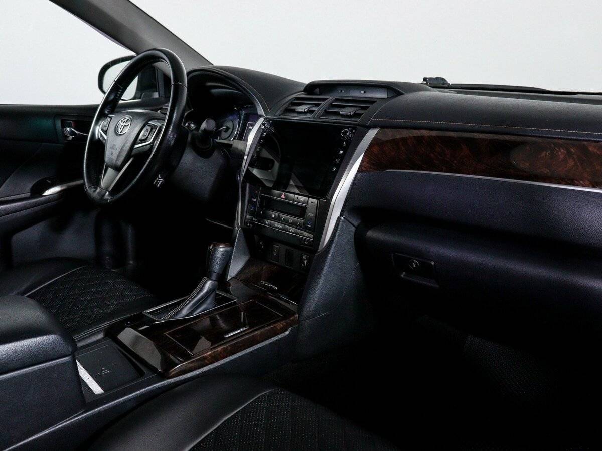 Toyota Camry 2015 года с пробегом. Фото: #6