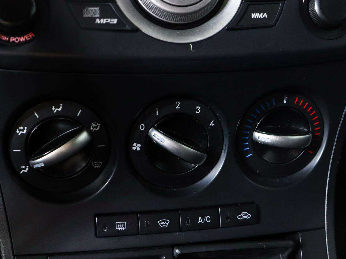 Mazda 3 2012 года с пробегом. Фото: #16