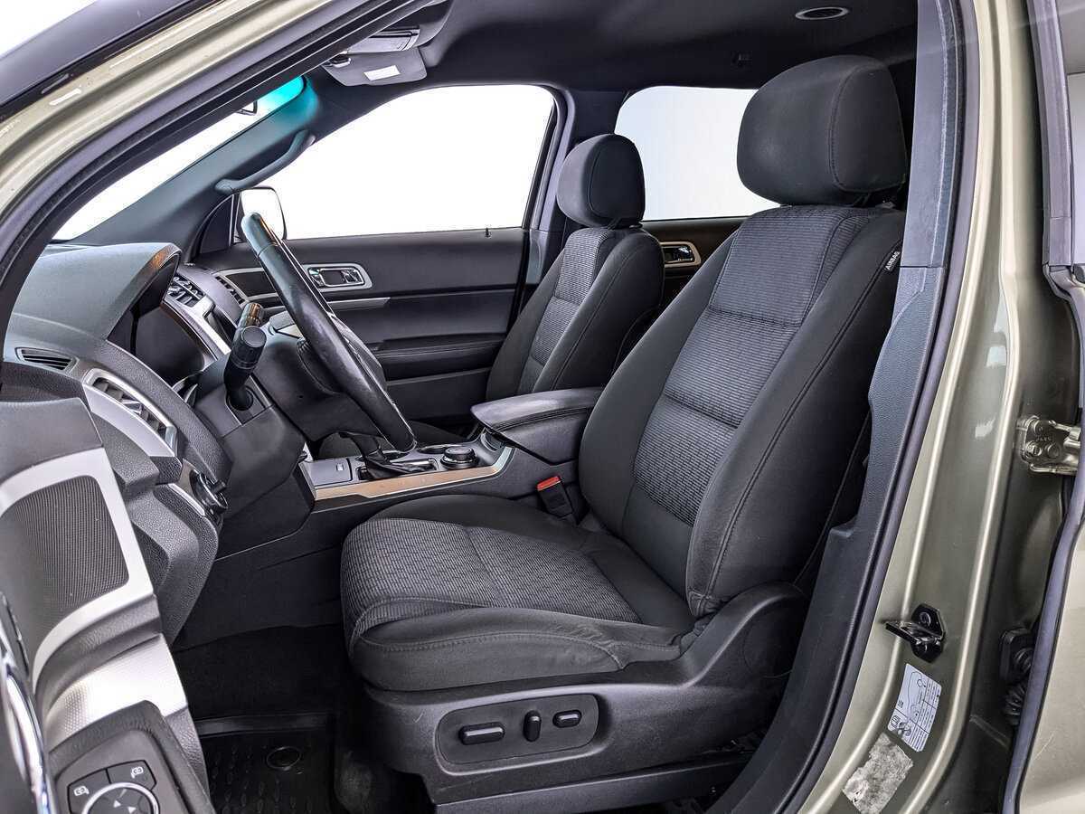 Ford Explorer 2014 года с пробегом. Фото: #17