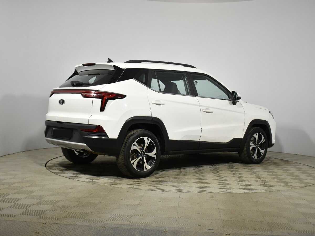 Москвич 3 2023 года с пробегом. Фото: #4