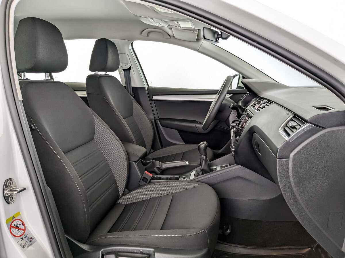 Skoda Octavia 2019 года с пробегом. Фото: #18