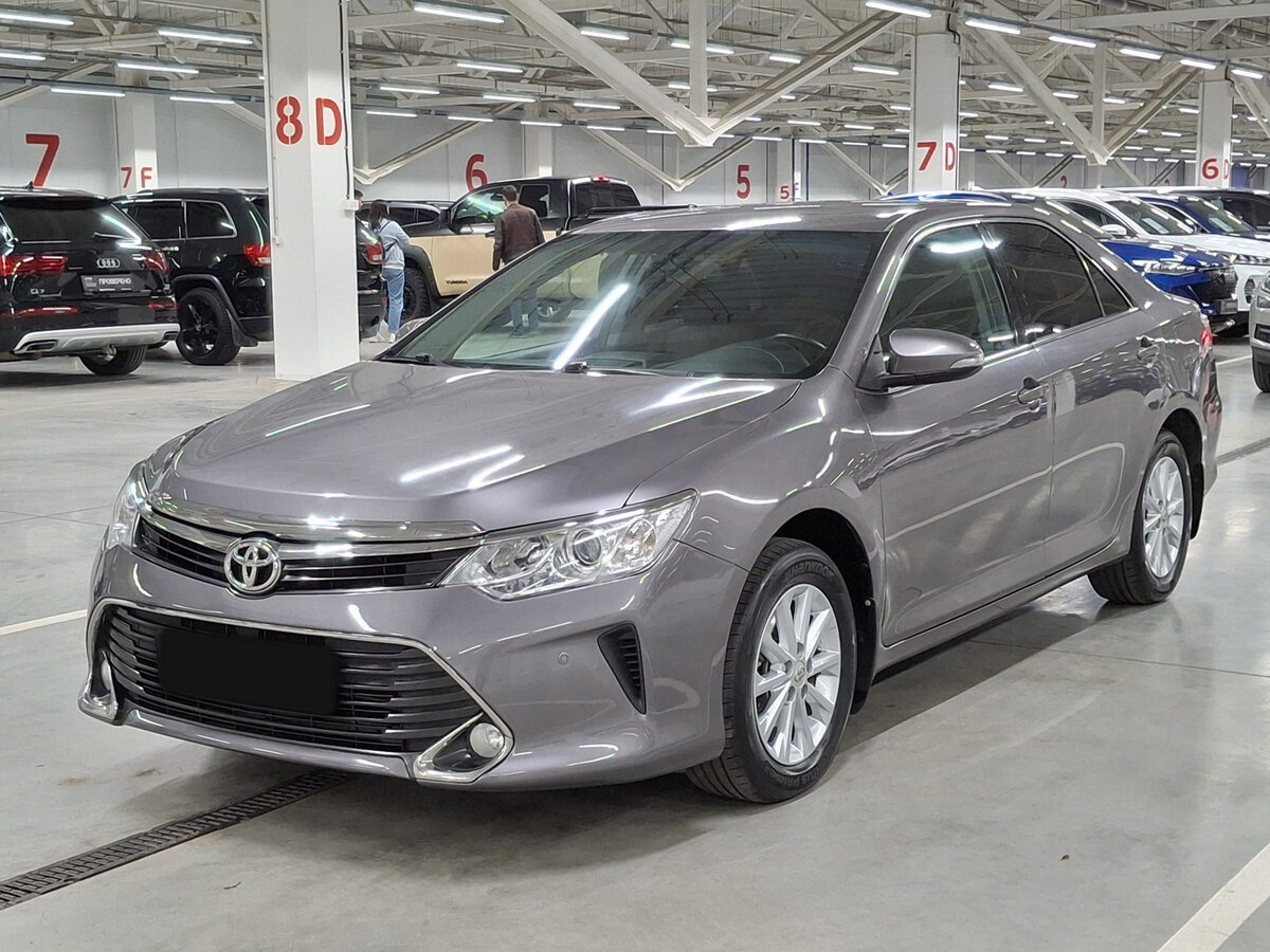 Toyota Camry 2016 года с пробегом. Посмотреть фото
