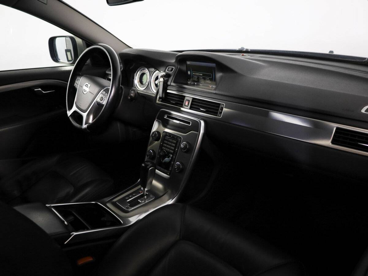 Volvo XC70 2012 года с пробегом. Фото: #10