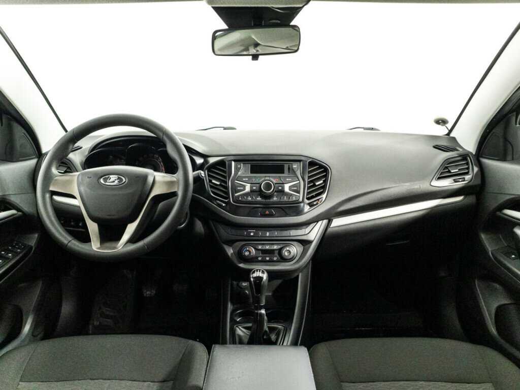 Lada (ВАЗ) Vesta 2017 года с пробегом. Фото: #12