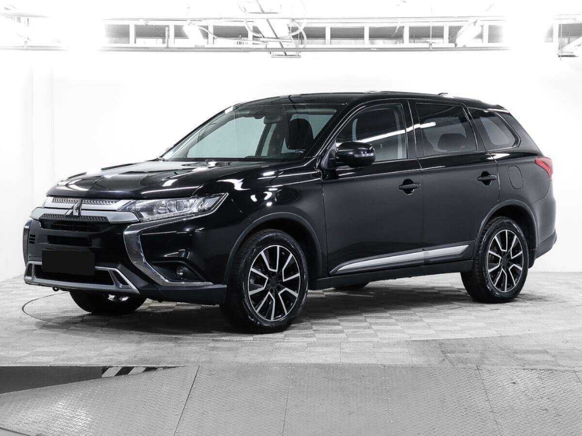 Mitsubishi Outlander 2018 года с пробегом. Посмотреть фото