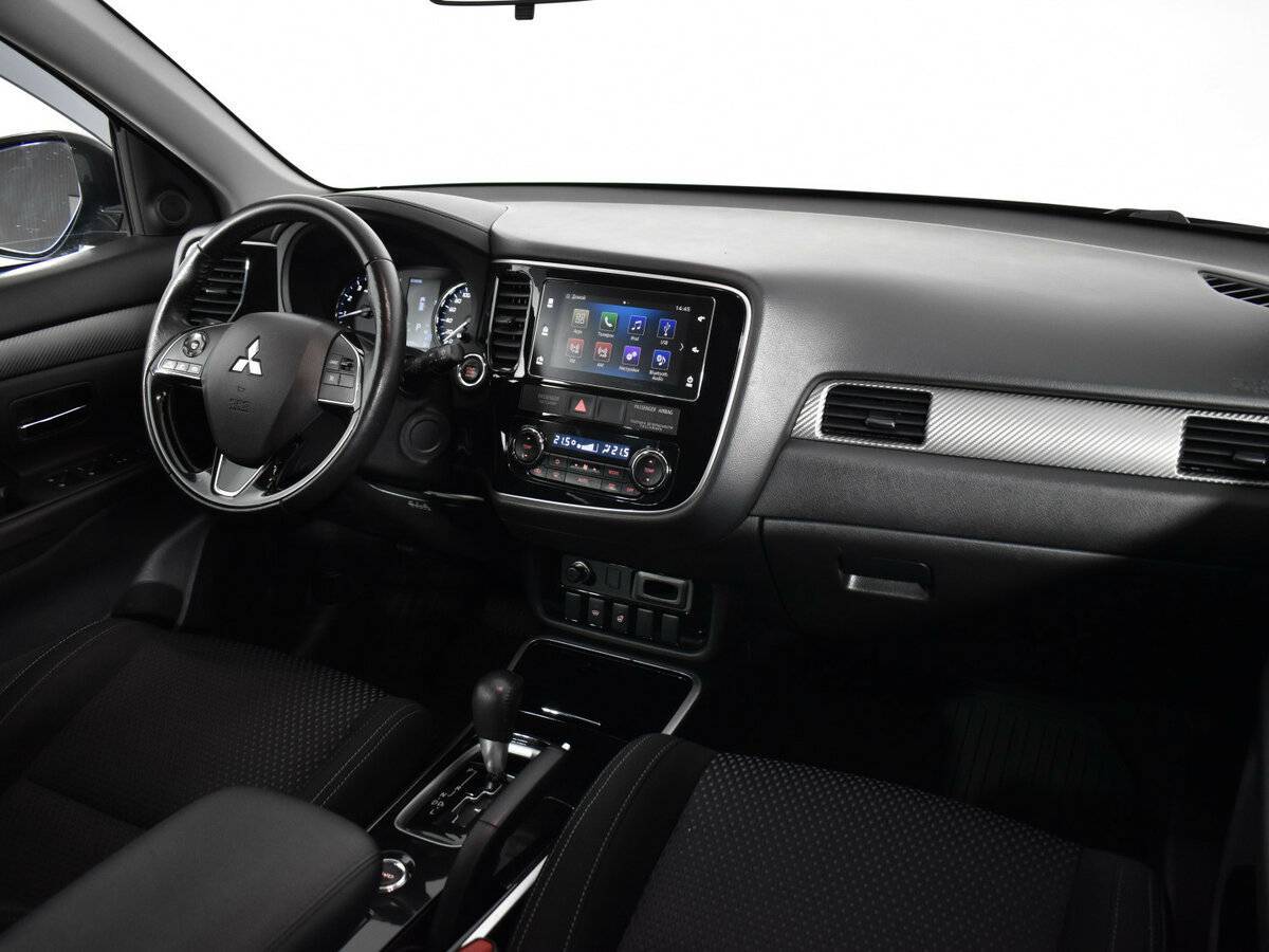 Mitsubishi Outlander 2018 года с пробегом. Фото: #8