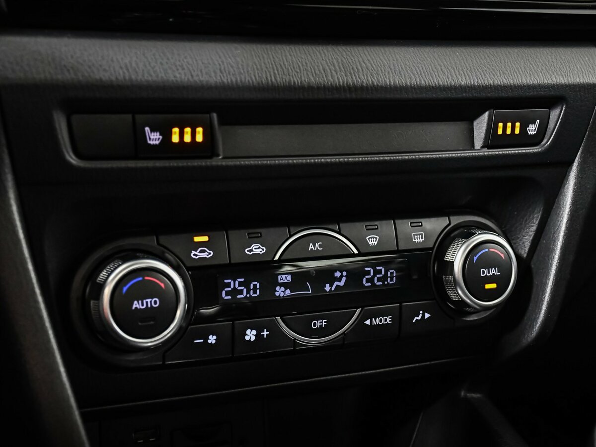 Mazda 3 2014 года с пробегом. Фото: #12