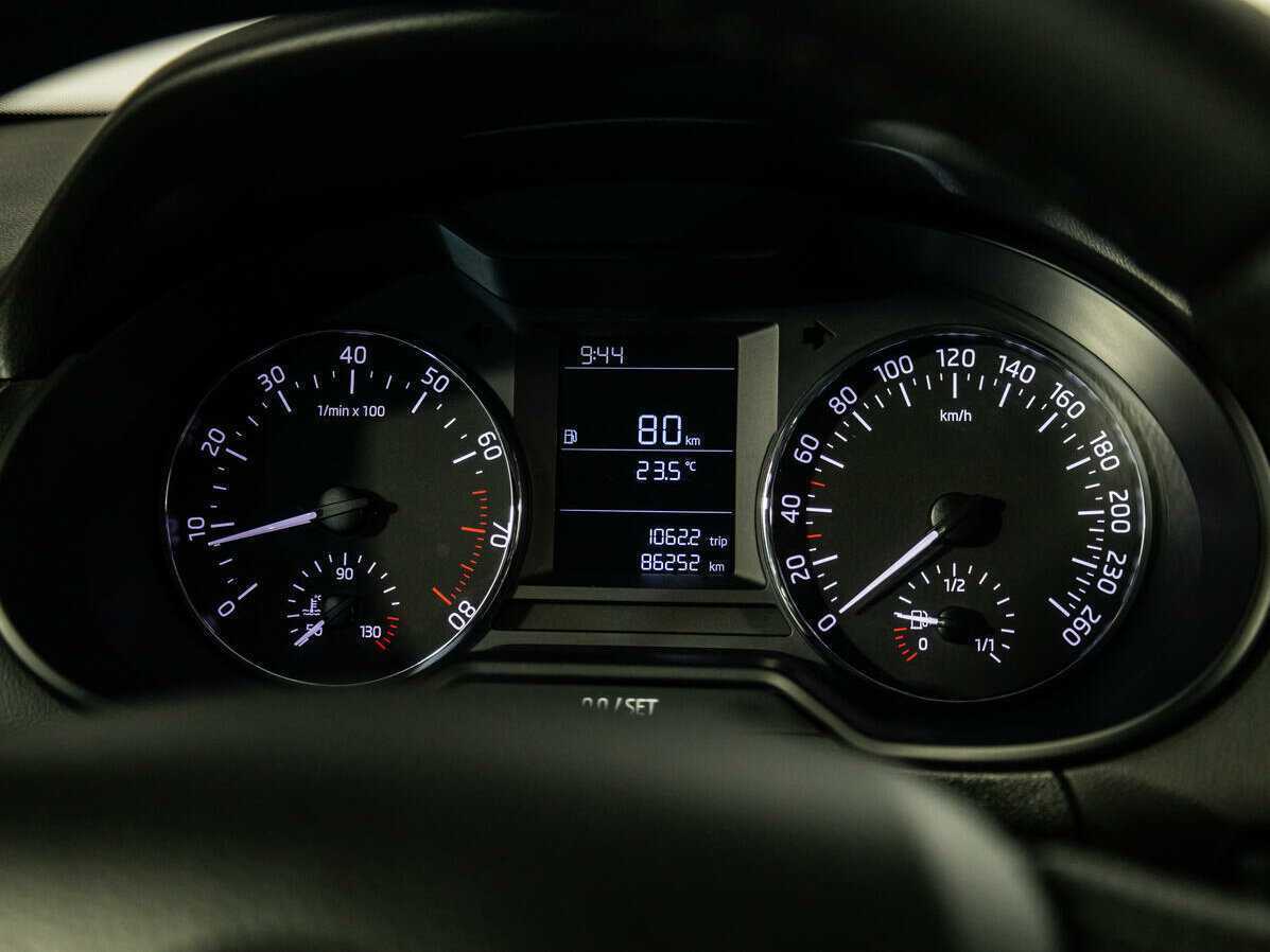 Skoda Octavia 2013 года с пробегом. Фото: #9