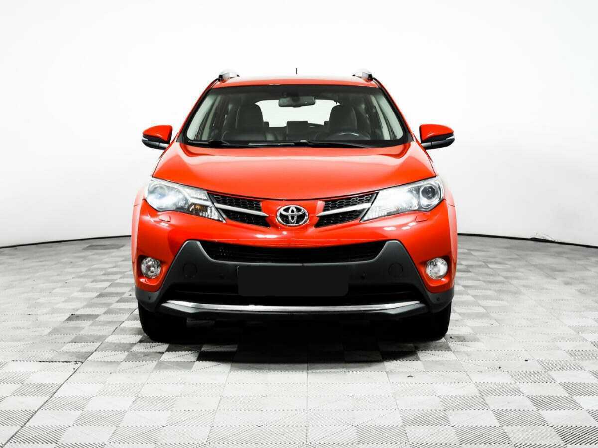 Toyota RAV4 2014 года с пробегом. Фото: #1