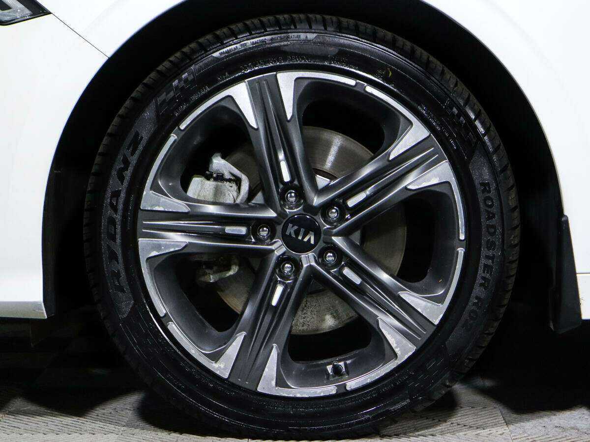 Kia K5 2020 года с пробегом. Фото: #31