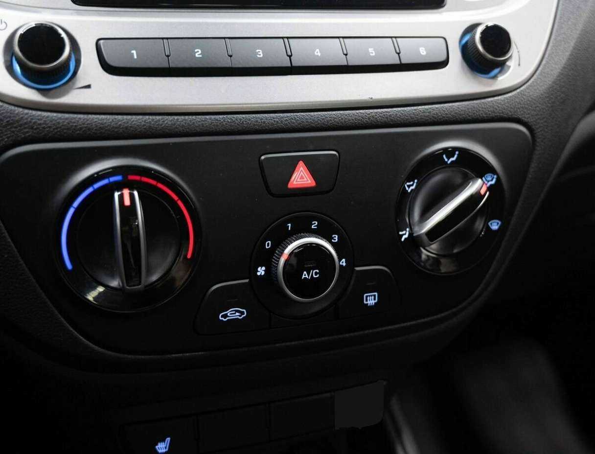 Hyundai Solaris 2020 года с пробегом. Фото: #20