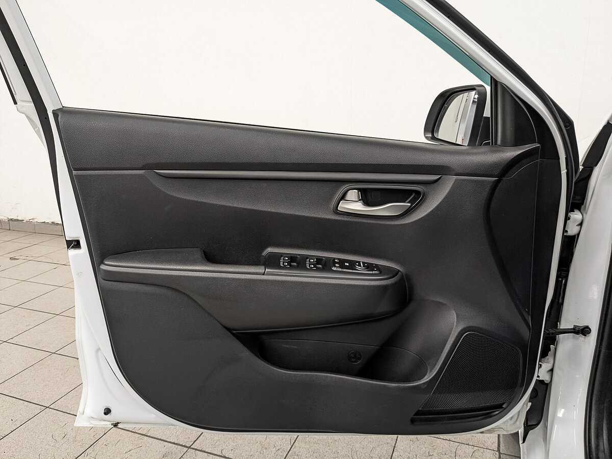 Kia Rio 2017 года с пробегом. Фото: #18