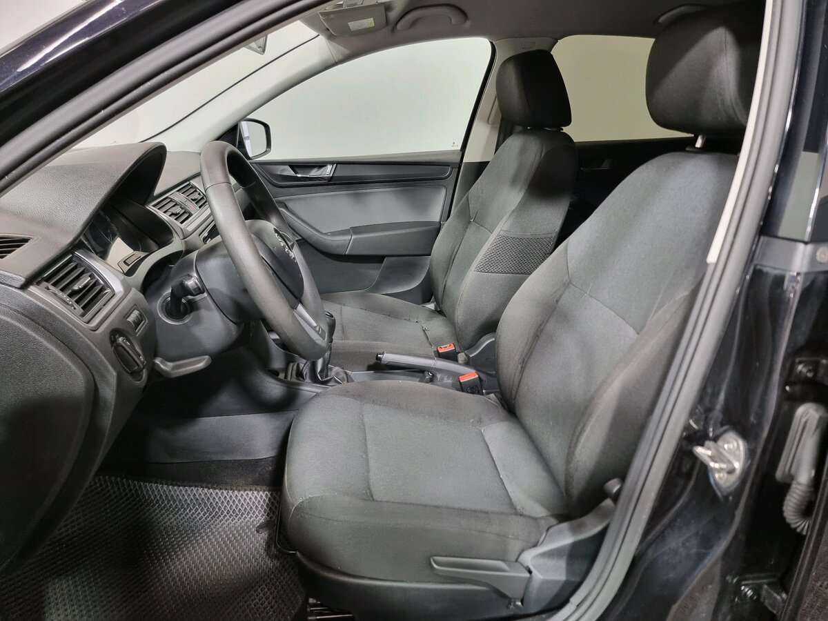 Skoda Rapid 2019 года с пробегом. Фото: #5