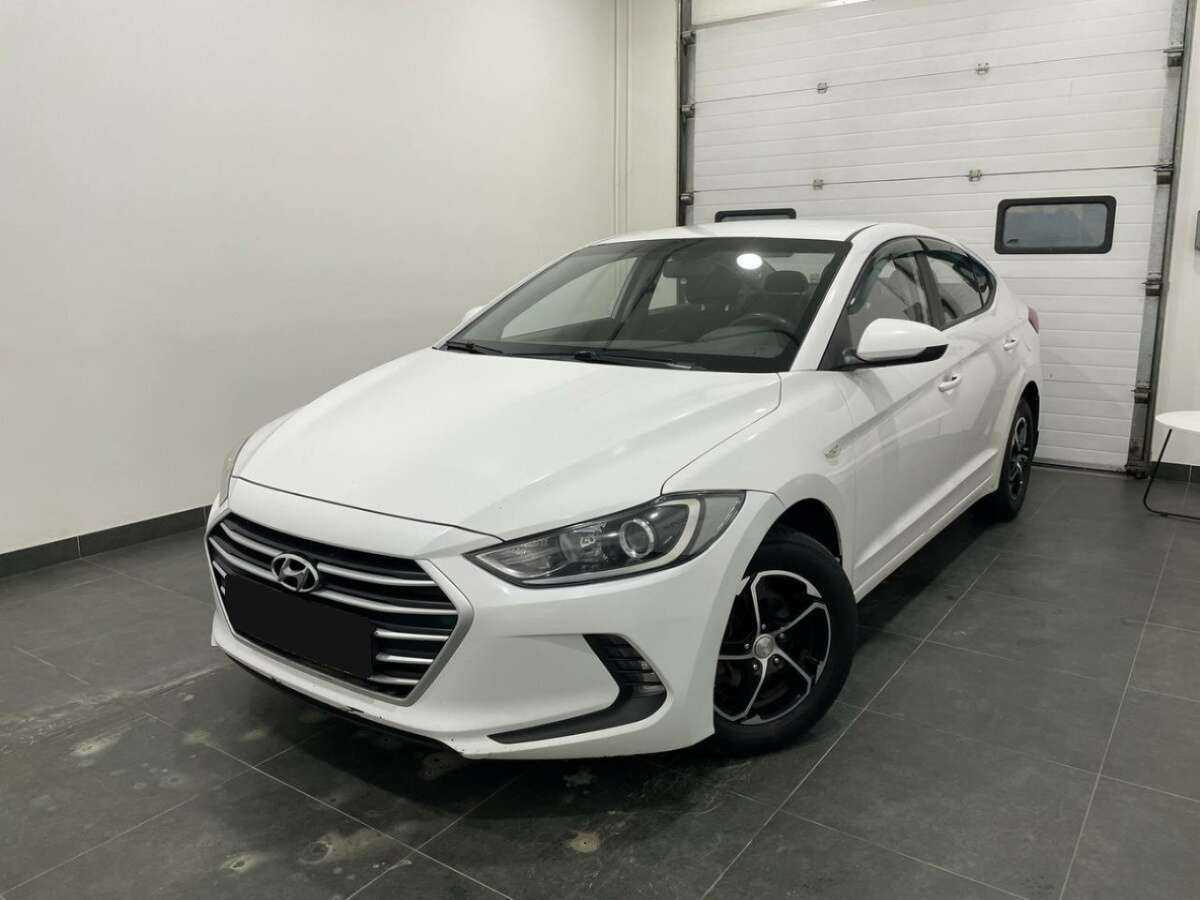 Hyundai Elantra 2016 года с пробегом. Фото: #0