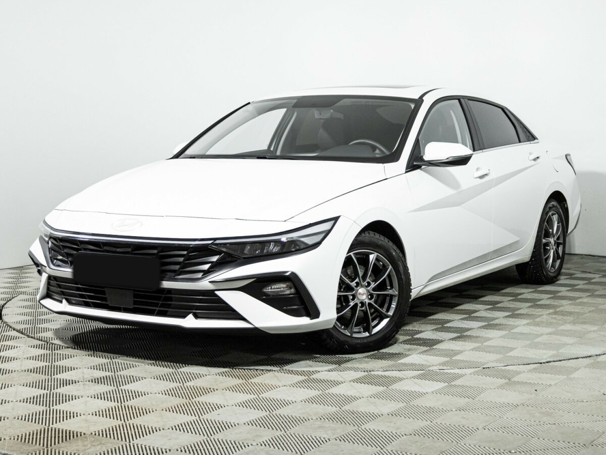 Hyundai Elantra 2023 года с пробегом. Фото: #0