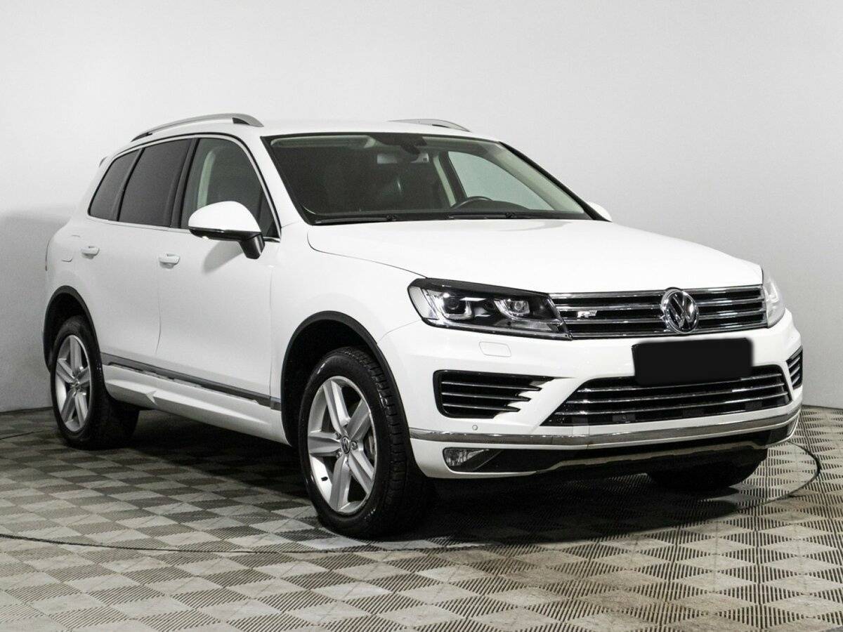 Volkswagen Touareg 2015 года с пробегом. Фото: #2