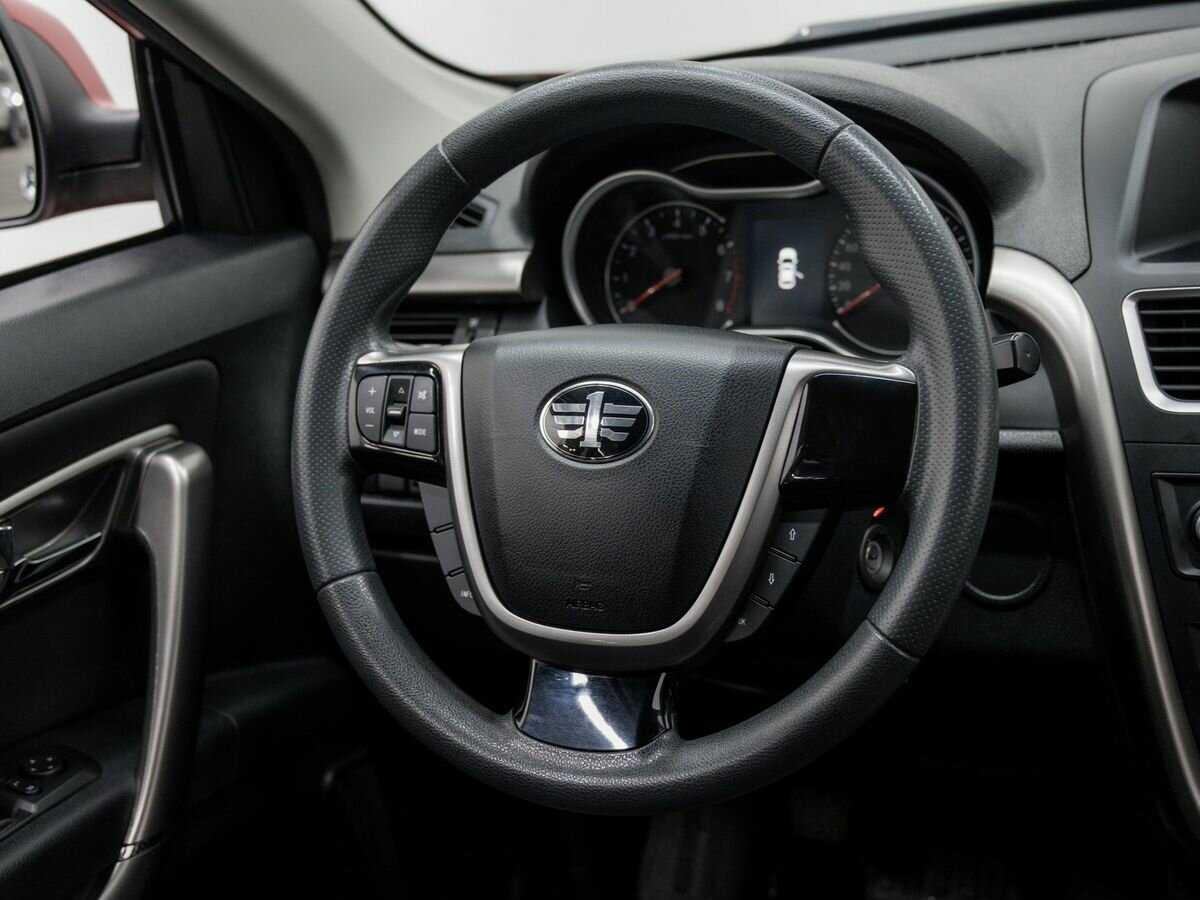 FAW Besturn X80 2018 года с пробегом. Фото: #10