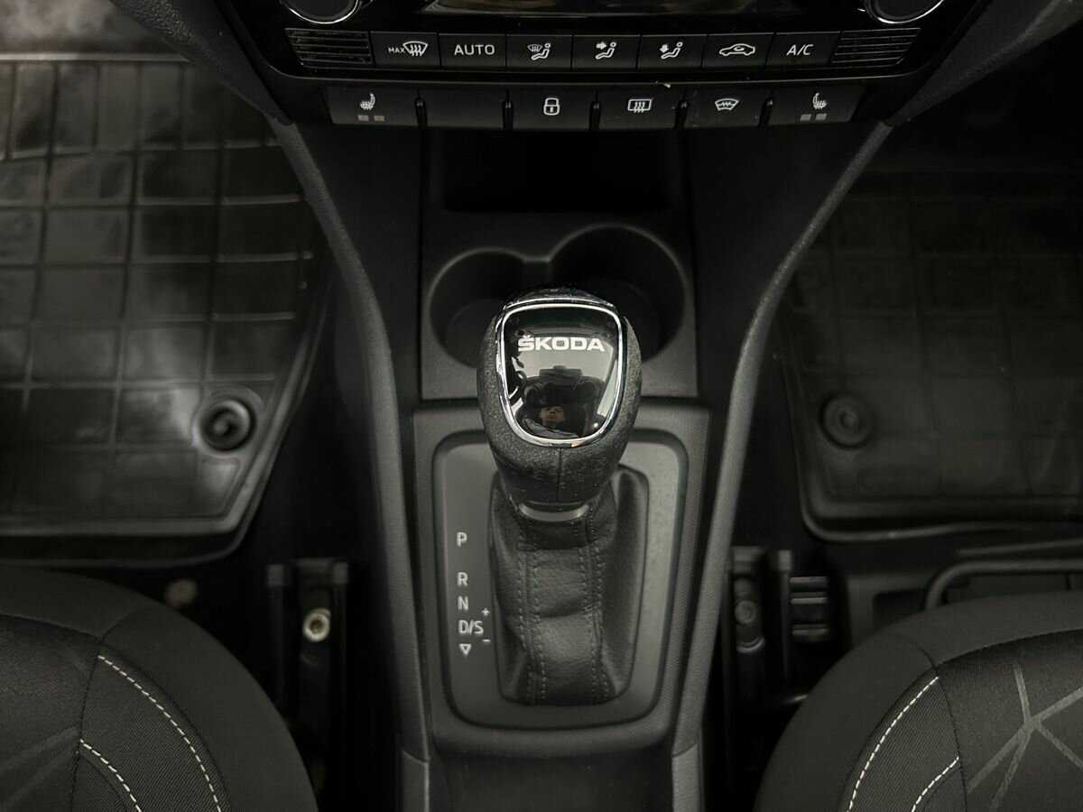 Skoda Rapid 2019 года с пробегом. Фото: #12